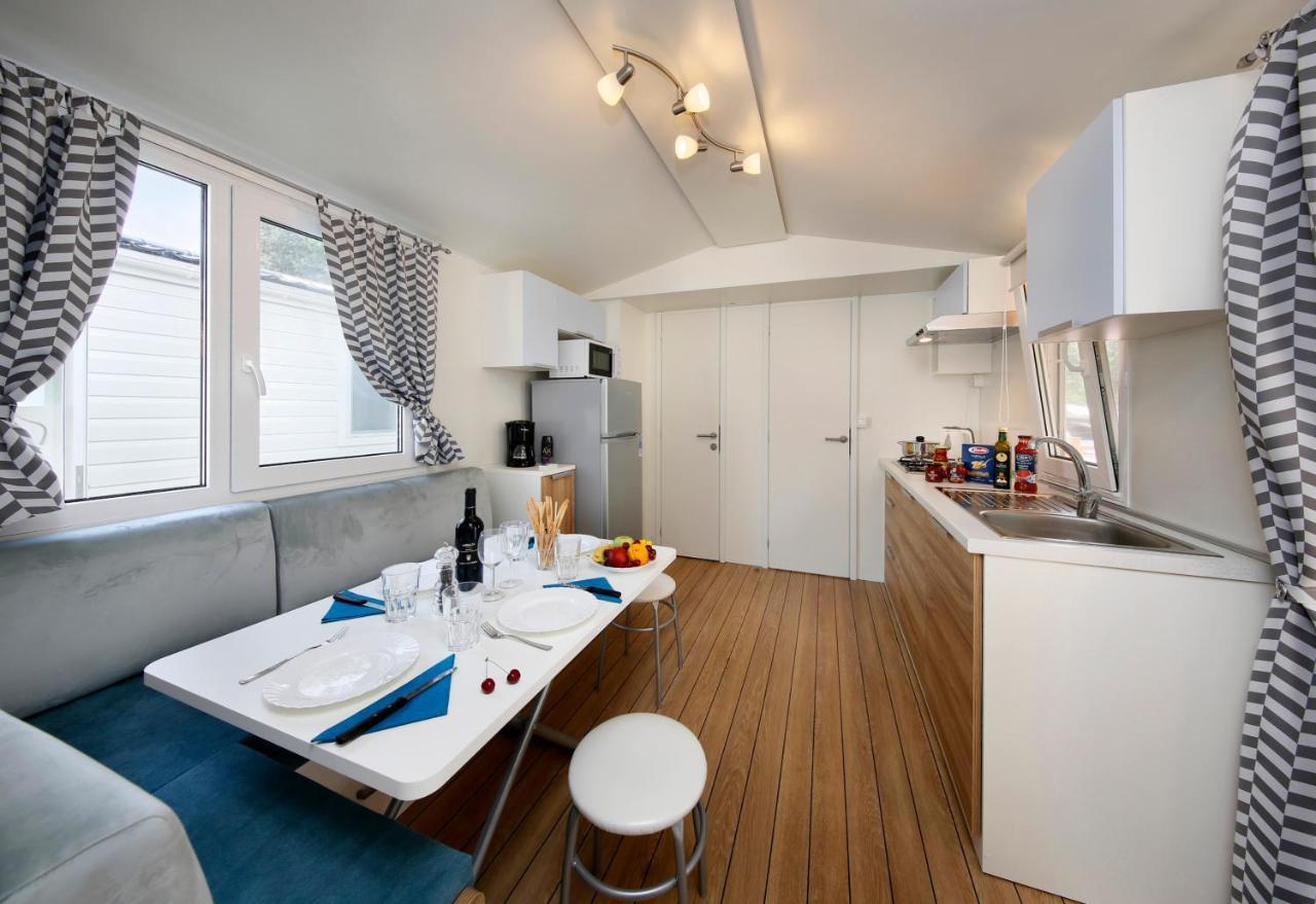 Albatross Mobile Homes On Camping San Francesco ดูนาเวร์เด ภายนอก รูปภาพ